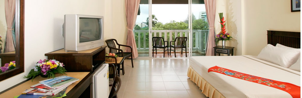Karon Living Room - Wireless High Speed Internet Hotel Karon Beach Phuket Thailand