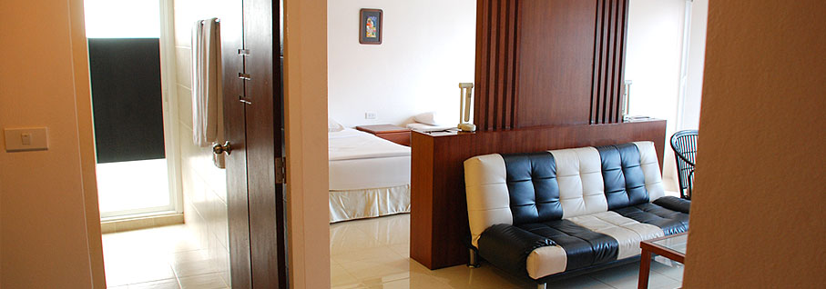 The Pier - Apartments Hotel Rooms Ao Chalong Phuket Thailand