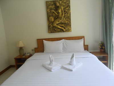 Andaman Sea Guesthouse located 5 minutes walk from Patong beach