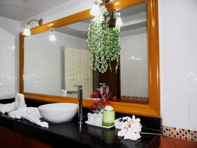 Lamai Guesthouse - Guest House Rooms Patong Beach Phuket Thailand