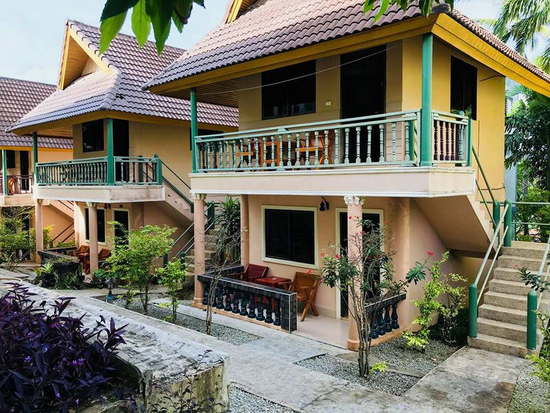 Merit Hill Bungalows - Bungalows Houses For Rent Karon Beach Phuket Thailand