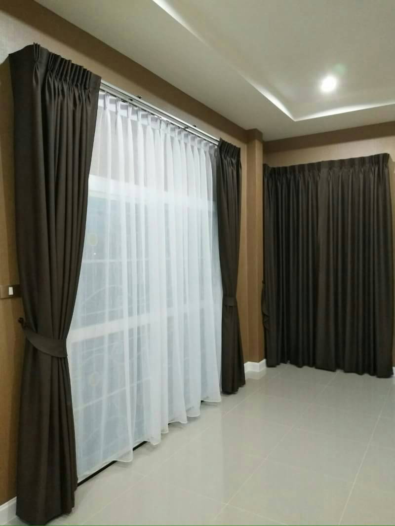 Nitchapat service & selections in Phuket for Curtains, Wood Blinds, Roller Blinds, Vertical Blinds, Sofas, Cushioned Seats, Cushions, Wallpaper & Carpet